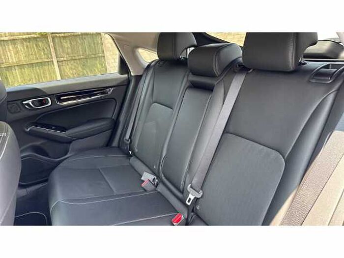 Honda Civic Hybrid 2.0 eHEV Advance 5dr CVT 