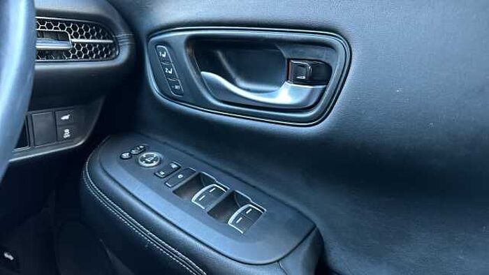 Honda ZR-V e:HEV 2.0 eHEV Advance 5dr CVT 