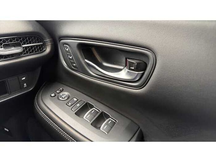 Honda ZR-V e:HEV ZR-V 2.0 eHEV Advance 5dr CVT 