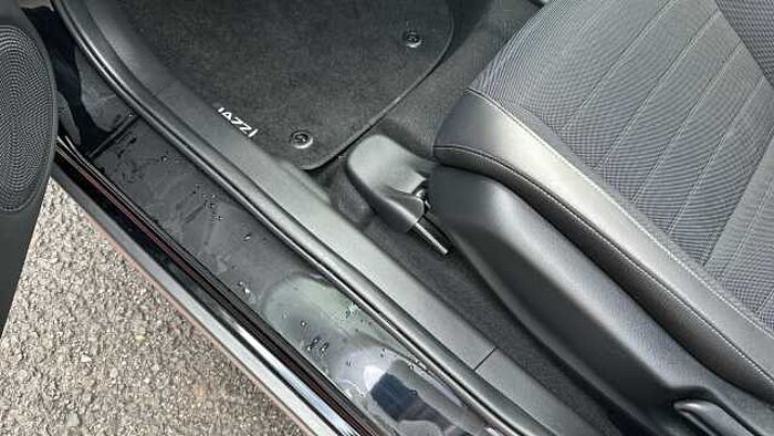 Honda Jazz Hybrid 1.5 i-MMD Hybrid Crosstar Advance 5dr eCVT 